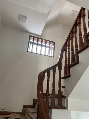 Thi công Cửa gỗ và Cầu thang gỗ Lim Lam Phi nhà chị Lan 20