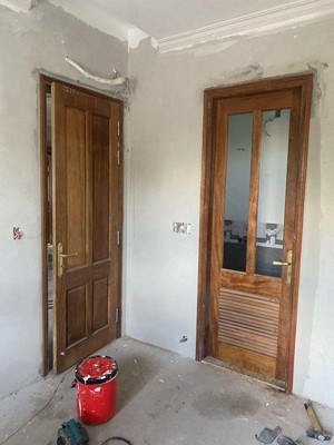 Thi công Cửa gỗ và Cầu thang gỗ Lim Lam Phi nhà chú Lượng Hà Tĩnh 04