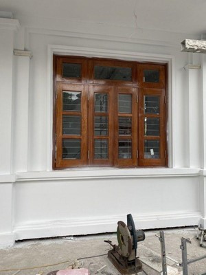 Thi công Cửa gỗ và Cầu thang gỗ Lim Lam Phi nhà chú Lượng Hà Tĩnh 23